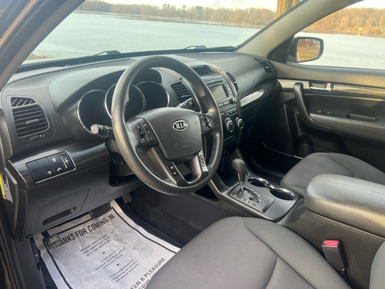 Used 2013 Kia Sorento LX w/ Convenience Pkg image 15