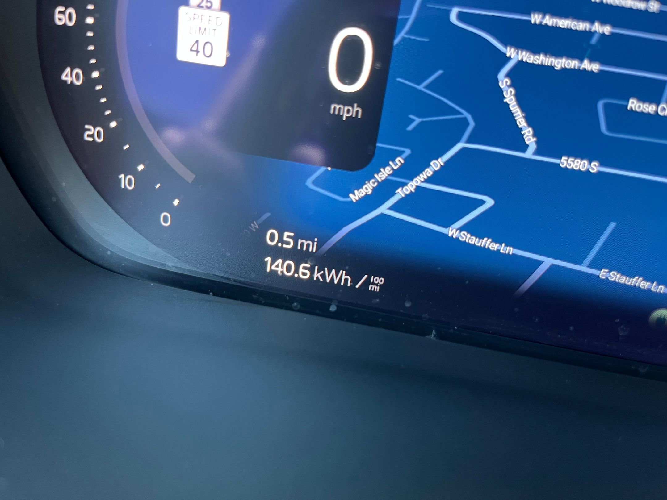 Used 2021 Volvo XC40 P8 Recharge w/ Advanced Package AWD/4WD image 17