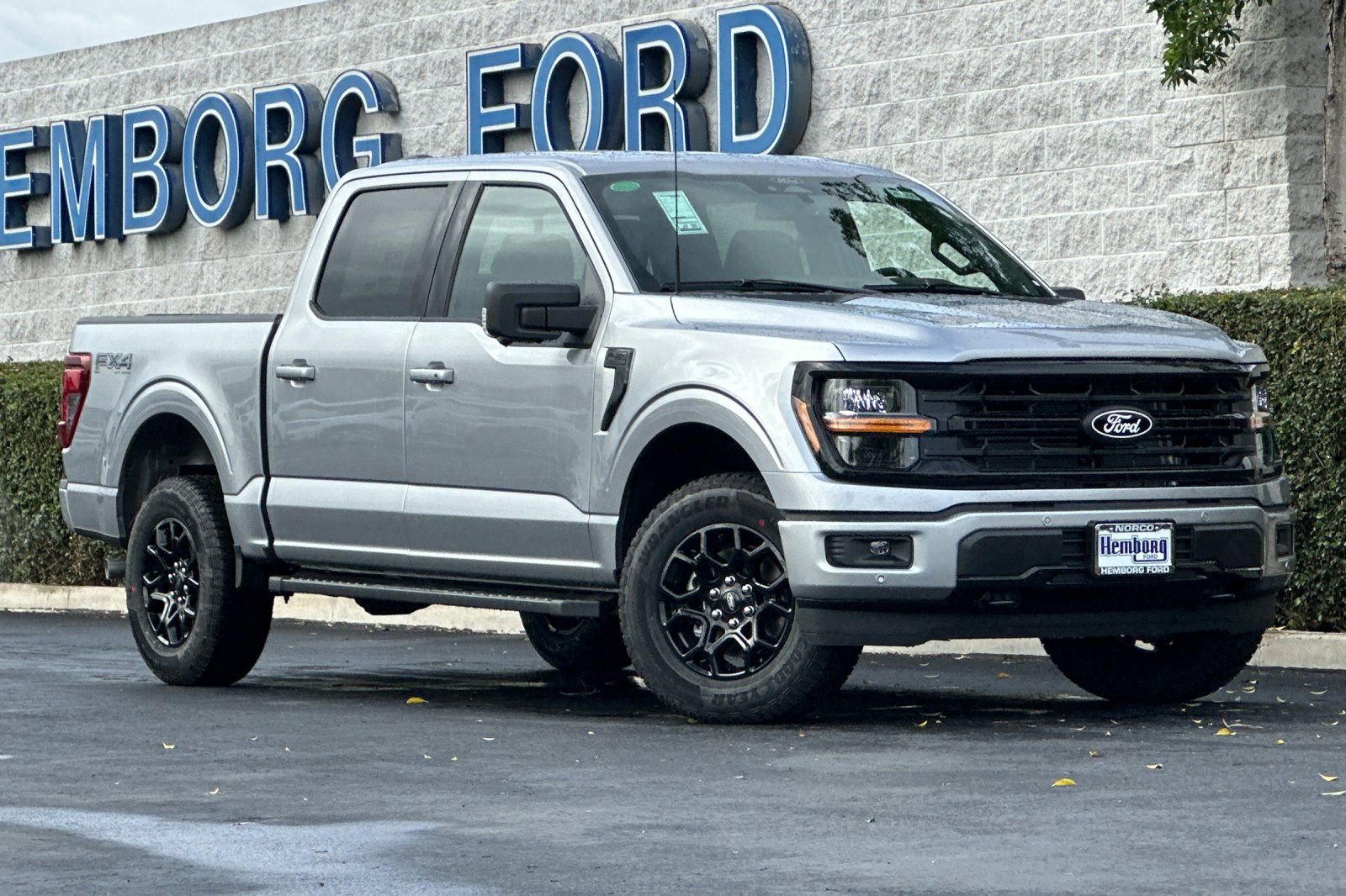 New 2026 Ford F150 XLT w/ Equipment Group 302A MID image 2