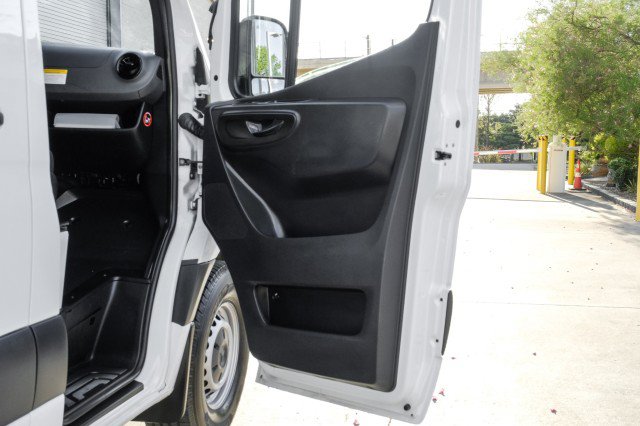 Used 2020 Mercedes-Benz Sprinter 2500 image 36