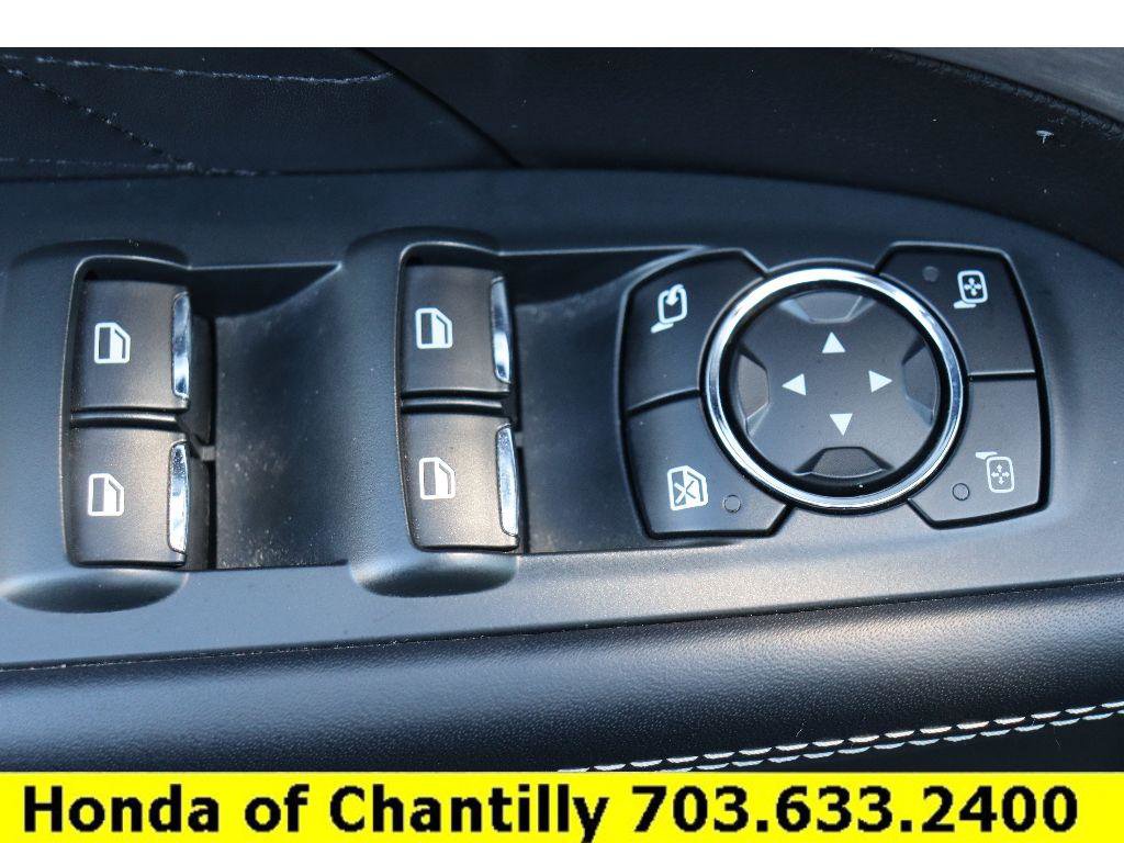 Used 2017 Ford Explorer Platinum image 22