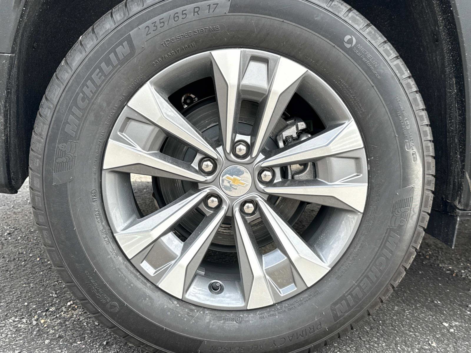 New 2026 Chevrolet Equinox LT w/ LPO, Floor Liner Package image 24