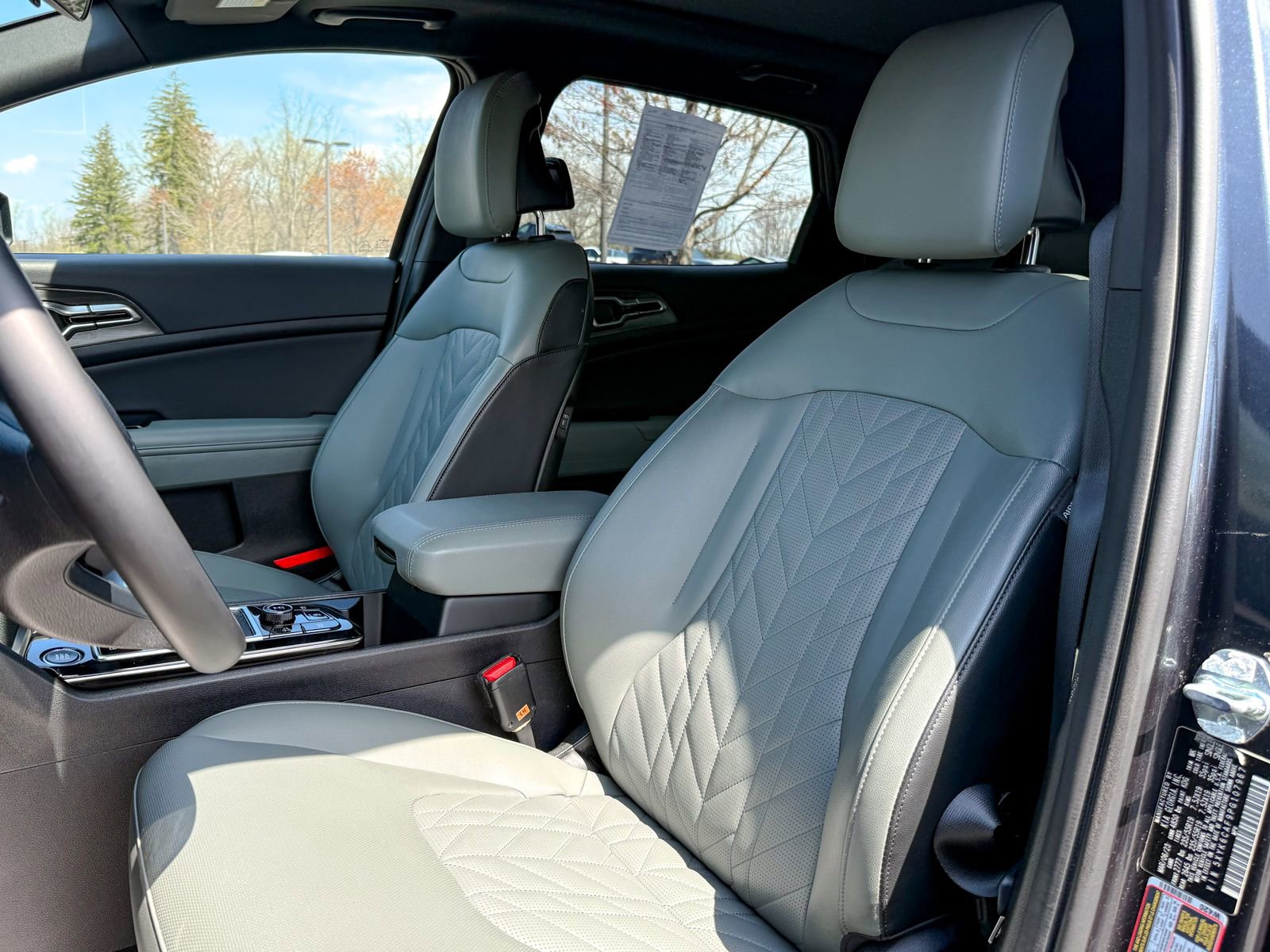 Used 2023 Kia Sportage X-Line w/ X-Line Premium Package image 16