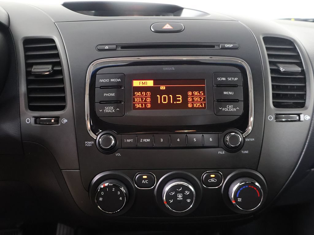 Used 2018 Kia Forte LX FWD image 35