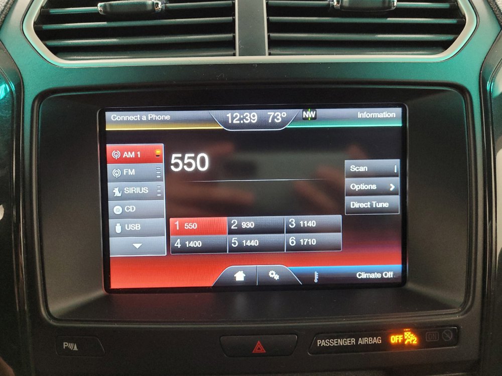 Used 2016 Ford Explorer XLT w/ Equipment Group 202A AWD/4WD image 25