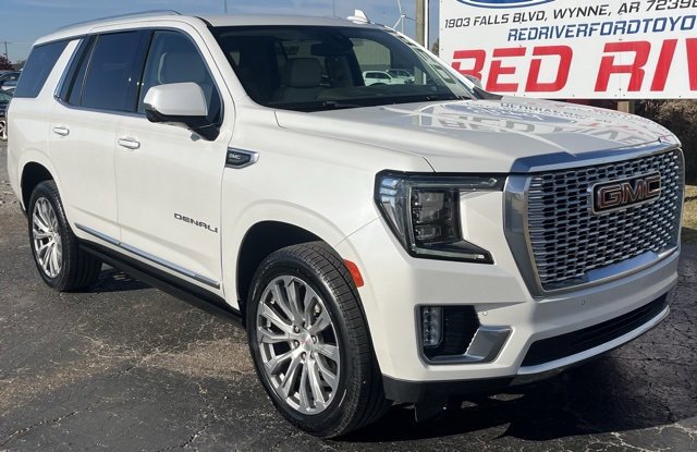 Used 2022 GMC Yukon Denali image 2