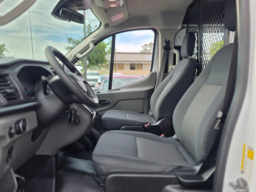 Used 2024 Ford Transit 250 Low Roof w/ Exterior Upgrade Package RWD image 17