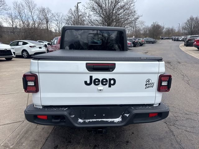 Used 2024 Jeep Gladiator Willys image 4