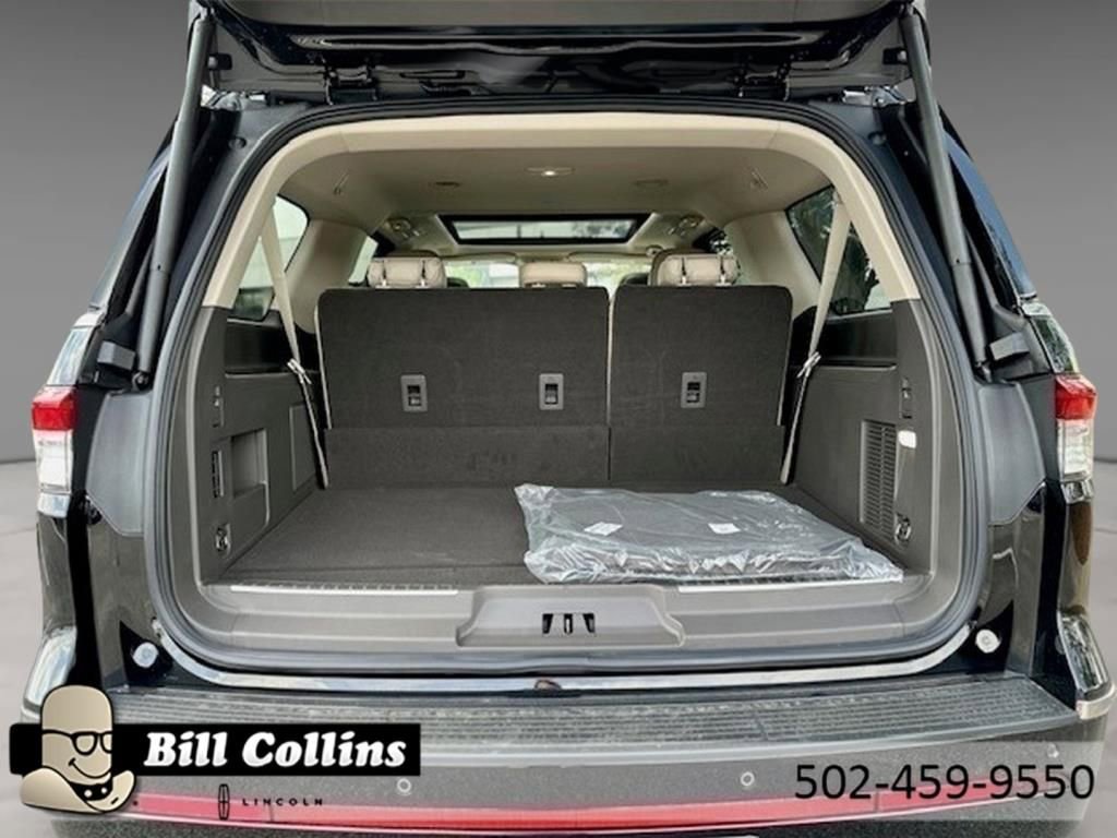 New 2024 Lincoln Navigator L Reserve AWD/4WD image 6