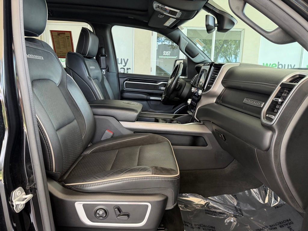 Used 2020 RAM 1500 Laramie w/ Sport Appearance Package AWD/4WD image 29