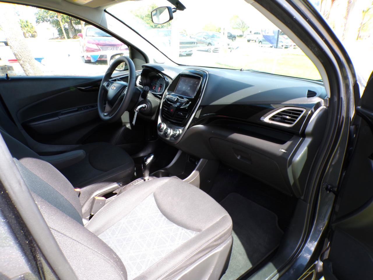 Used 2022 Chevrolet Spark LT FWD image 19