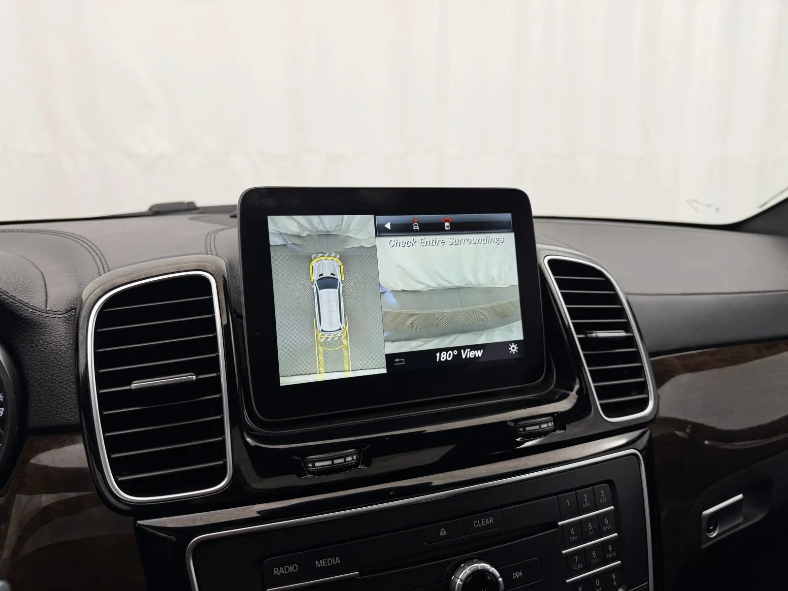 Used 2017 Mercedes-Benz GLS 450 4MATIC image 26