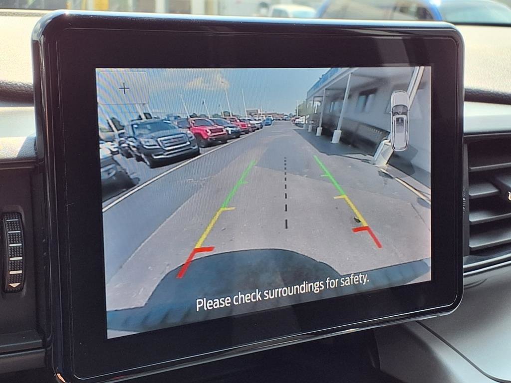 Used 2023 Ford Explorer XLT image 21