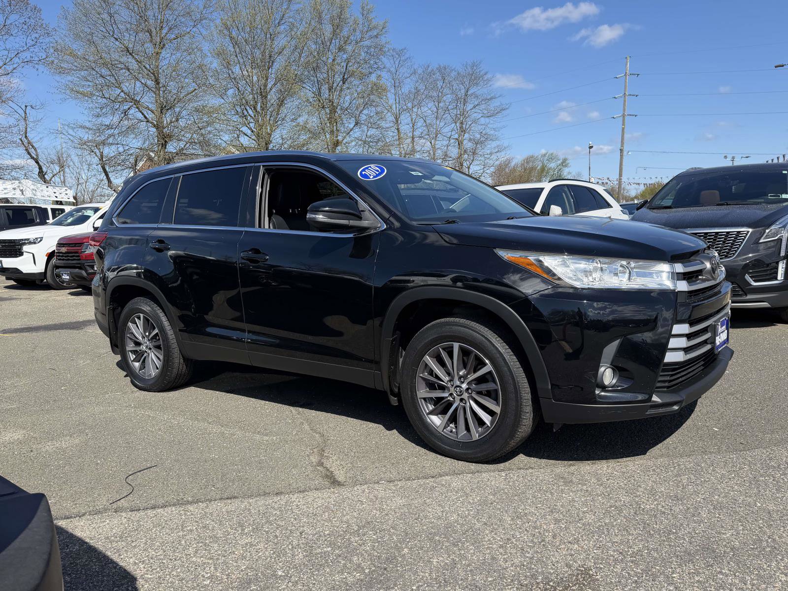 Used 2019 Toyota Highlander XLE AWD/4WD image 7