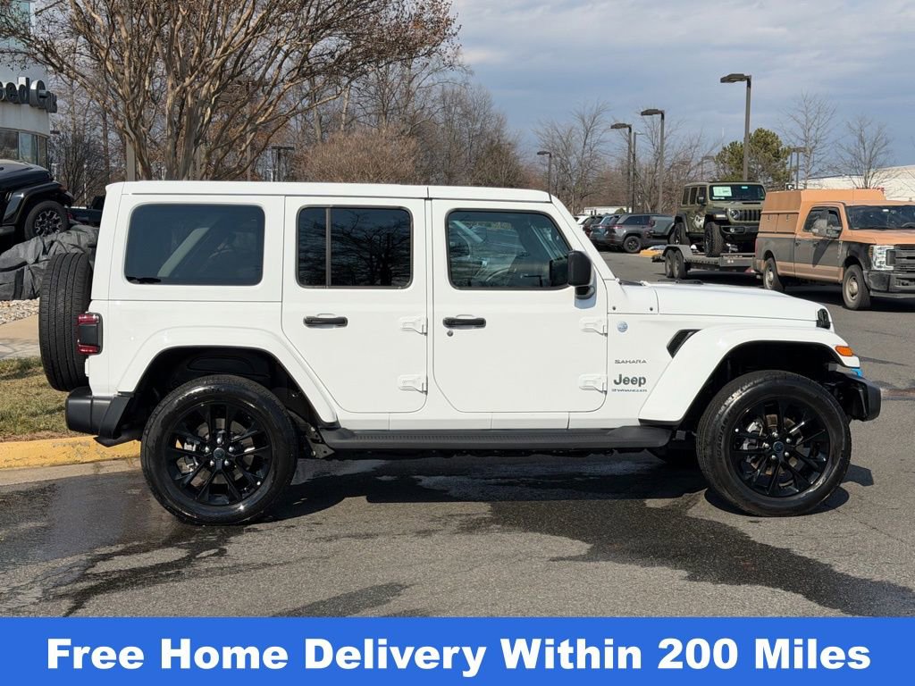 Used 2024 Jeep Wrangler Unlimited Sahara w/ Safety Group image 5