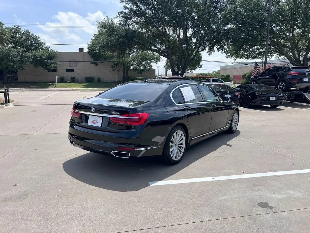 Used 2018 BMW 740i RWD image 7