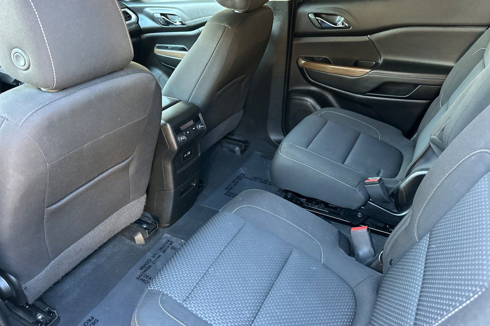 Certified 2023 GMC Acadia SLE w/ Elevation Edition image 14