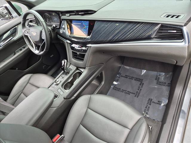 Used 2024 Cadillac XT6 Premium Luxury FWD image 23