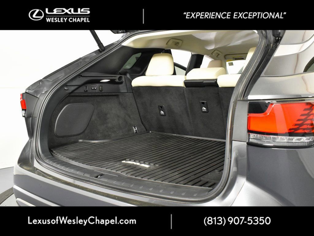 Used 2024 Lexus RX 350 FWD w/ Technology Package image 18