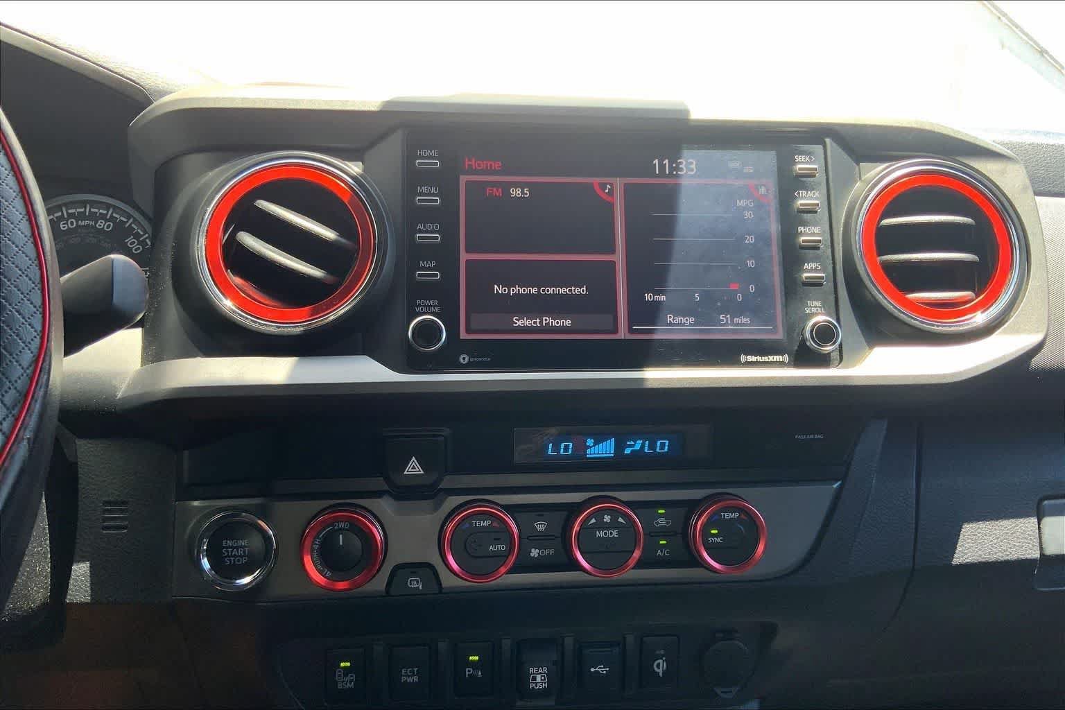 Used 2021 Toyota Tacoma SR AWD/4WD image 34