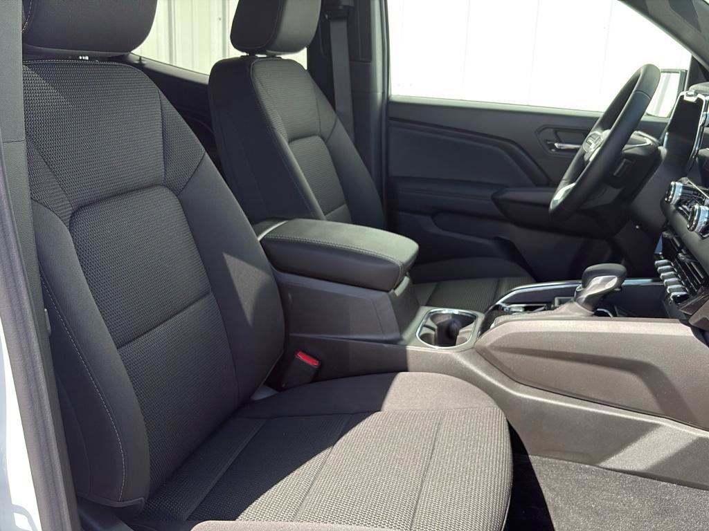 New 2025 GMC Canyon Elevation w/ Convenience Package image 29