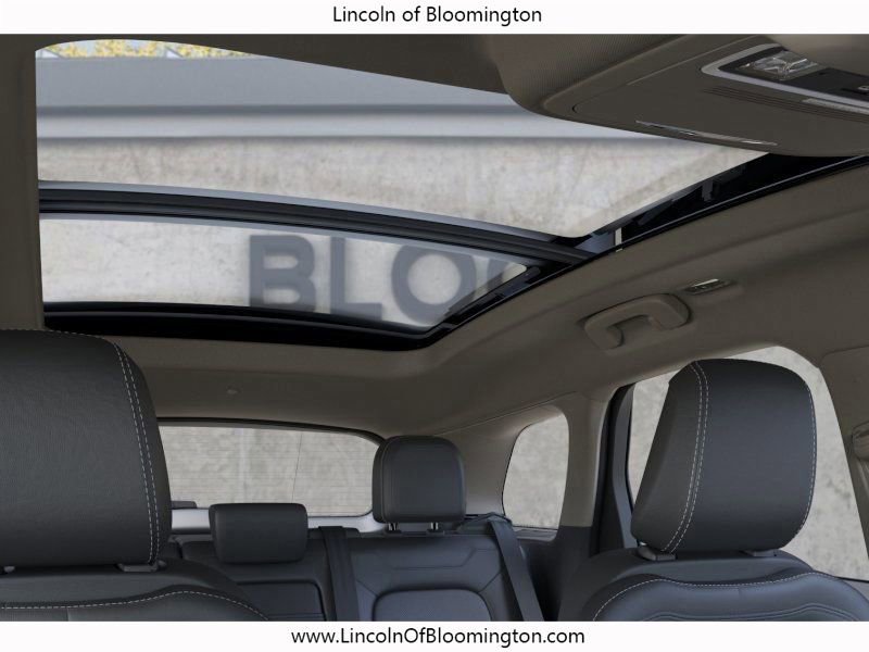 New 2025 Lincoln Corsair Grand Touring w/ Equipment Group 302A image 25