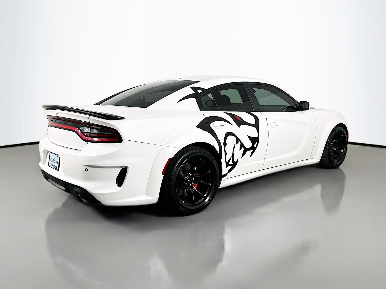 Used 2023 Dodge Charger SRT Hellcat RWD image 7