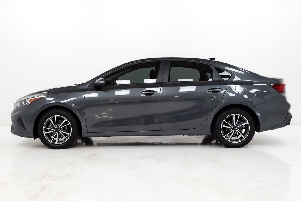 Certified 2023 Kia Forte LXS w/ LXS Technology Package FWD image 26