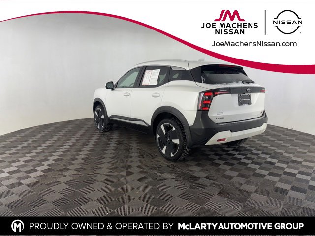 Certified 2025 Nissan Kicks SR image 8