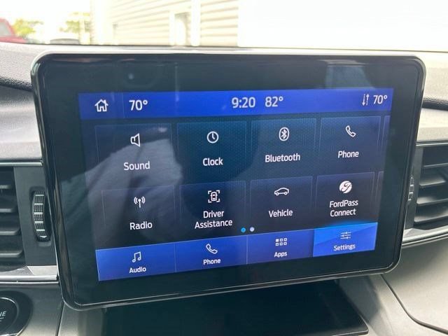 Used 2023 Ford Explorer XLT w/ Equipment Group 202A AWD/4WD image 27