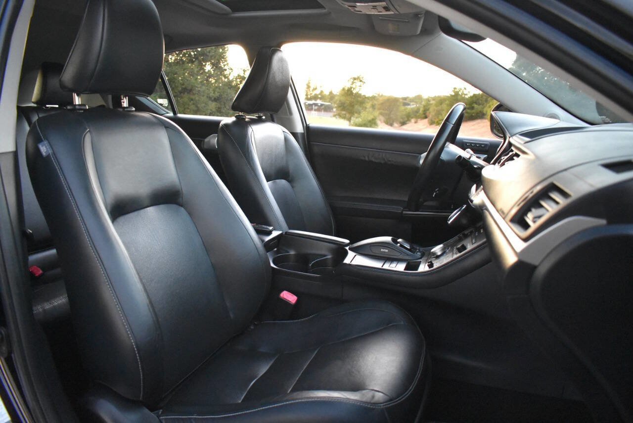 Used 2013 Lexus CT 200h image 20