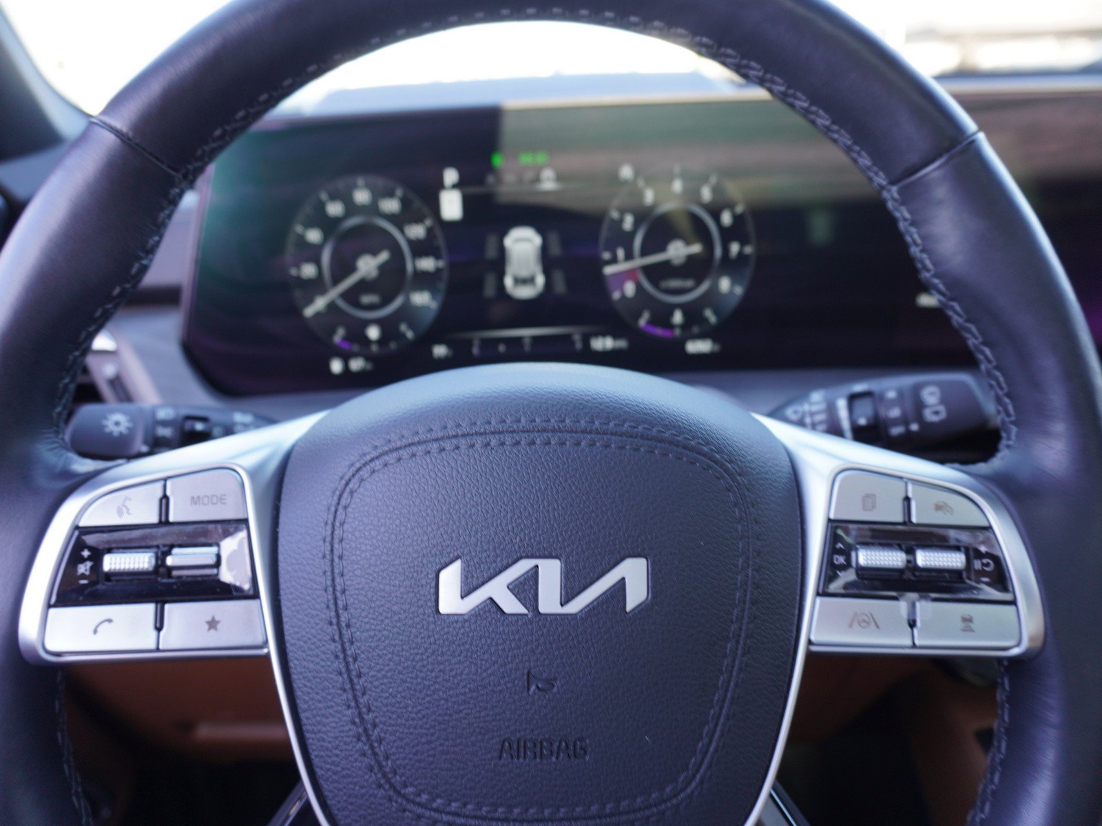 Used 2024 Kia Telluride SX X-Pro AWD/4WD image 28