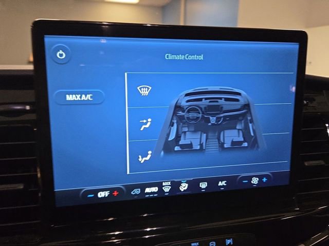 Used 2023 Ford Transit 350 XLT image 19