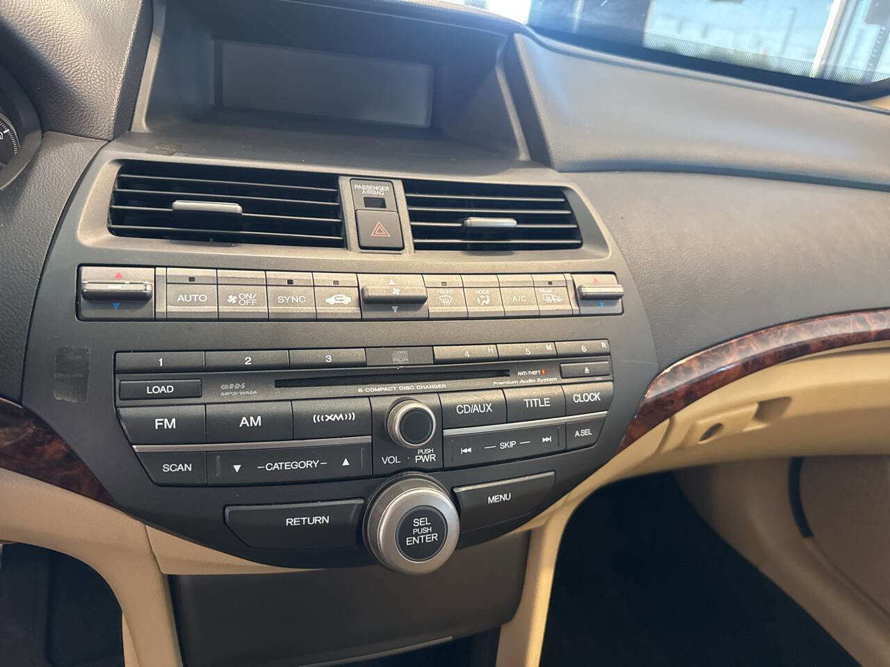 Used 2012 Honda Crosstour EX-L image 32
