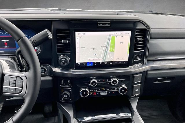 New 2026 Ford F250 Lariat w/ Black Appearance Package image 4