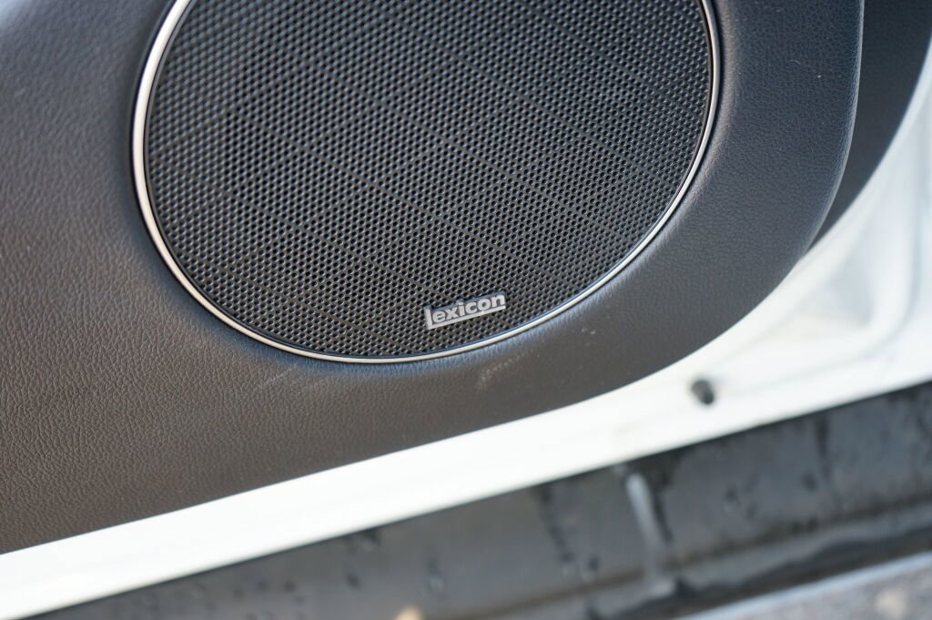 Used 2025 Genesis GV70 3.5T Sport w/ Sport Prestige Package image 15