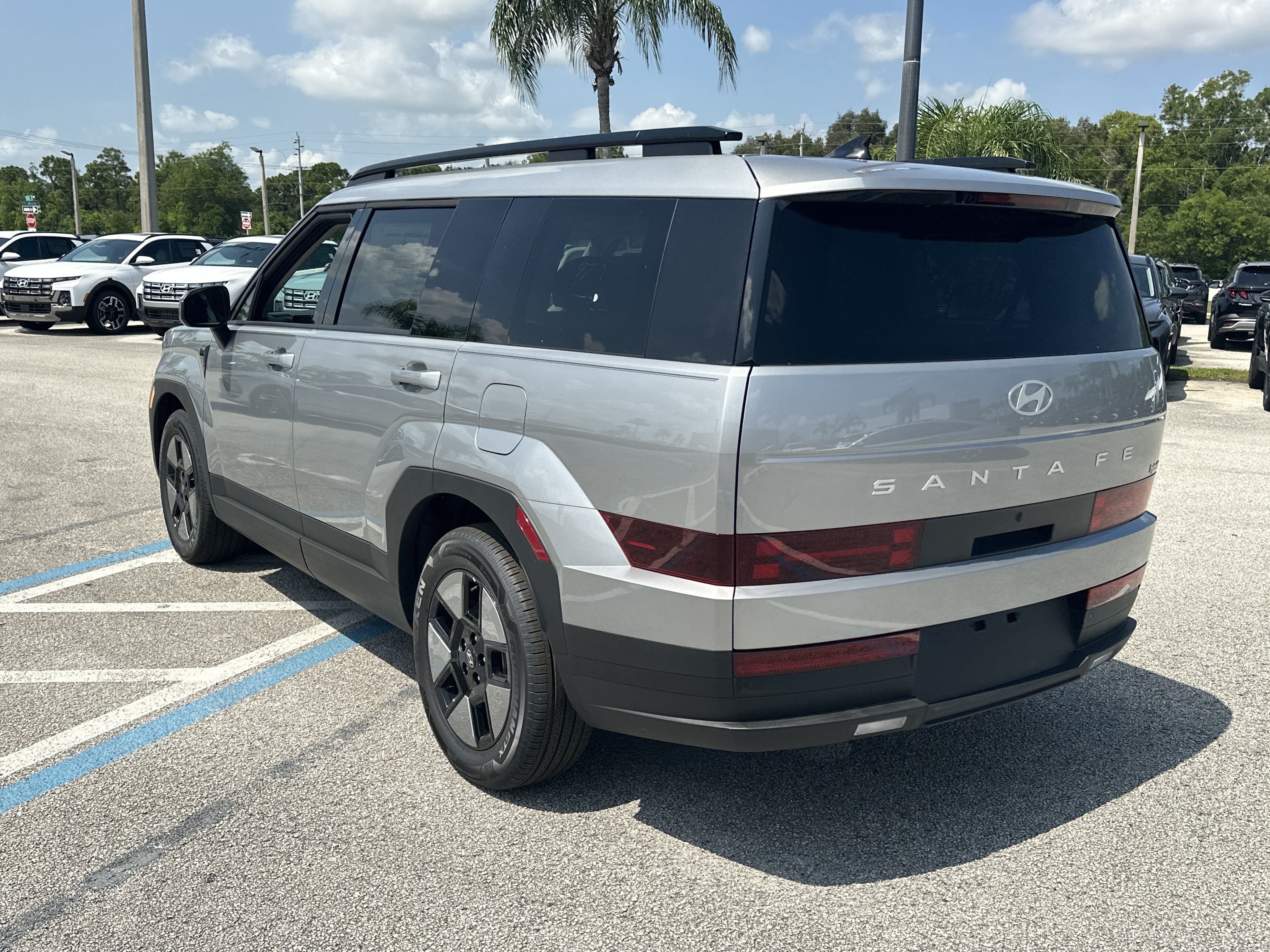 New 2026 Hyundai Santa Fe SEL FWD image 5