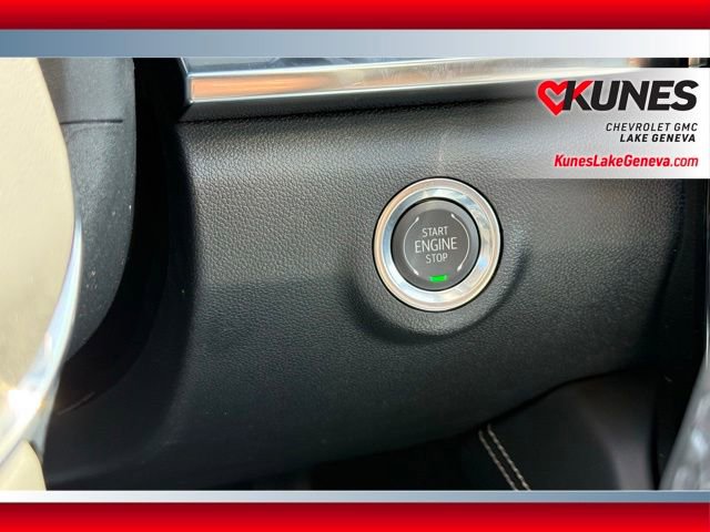 New 2026 GMC Terrain Denali w/ LPO, Floor Liner Package image 43