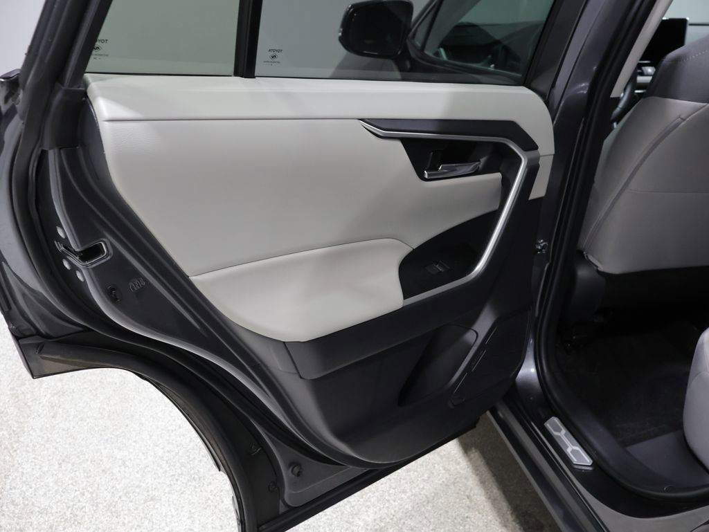 Certified 2024 Toyota RAV4 XLE w/ Convenience Package image 19