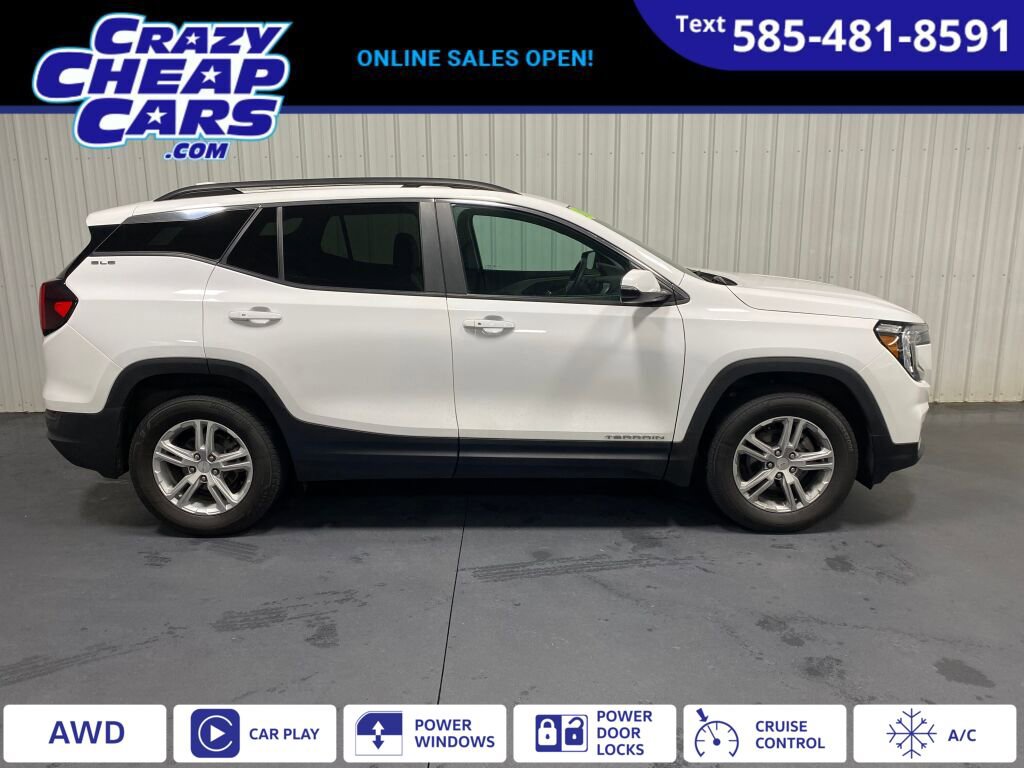 Used 2023 GMC Terrain SLE w/ Driver Convenience Package image 1