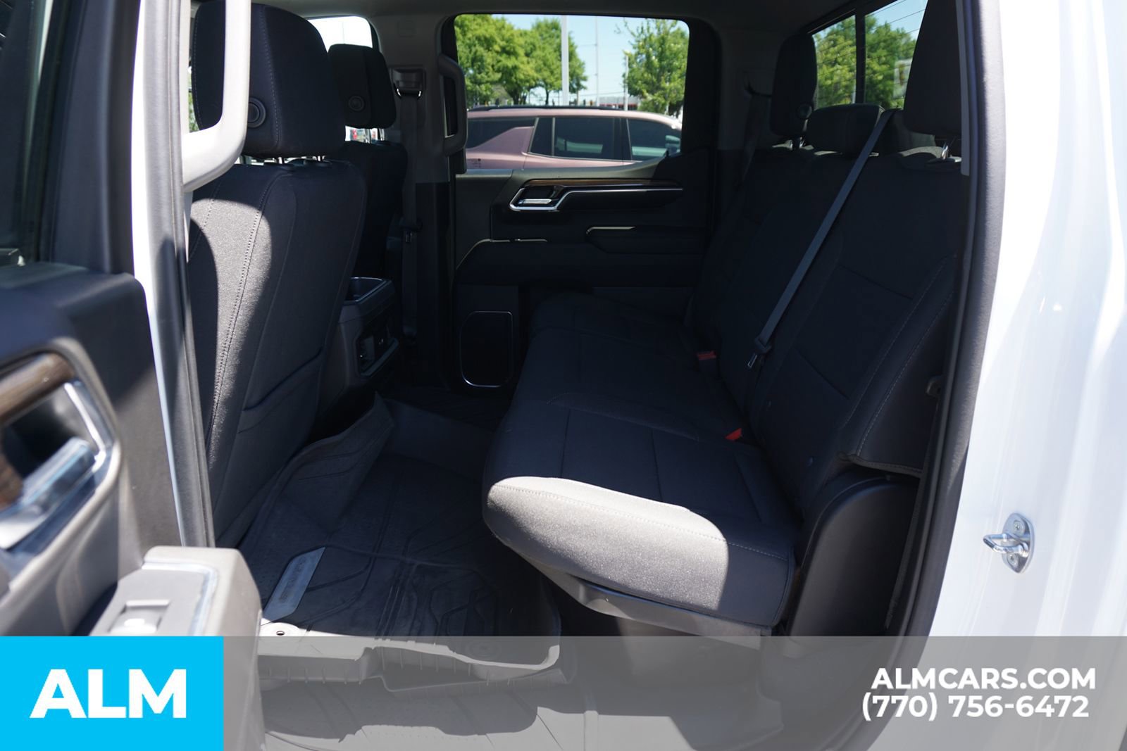 Used 2022 Chevrolet Silverado 1500 RST w/ Convenience Package II AWD/4WD image 23