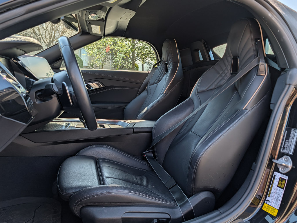 Used 2019 BMW Z4 sDrive30i w/ M Sport Package RWD image 13