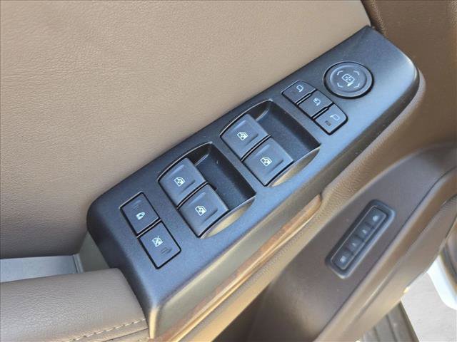 Used 2020 GMC Yukon Denali RWD image 26