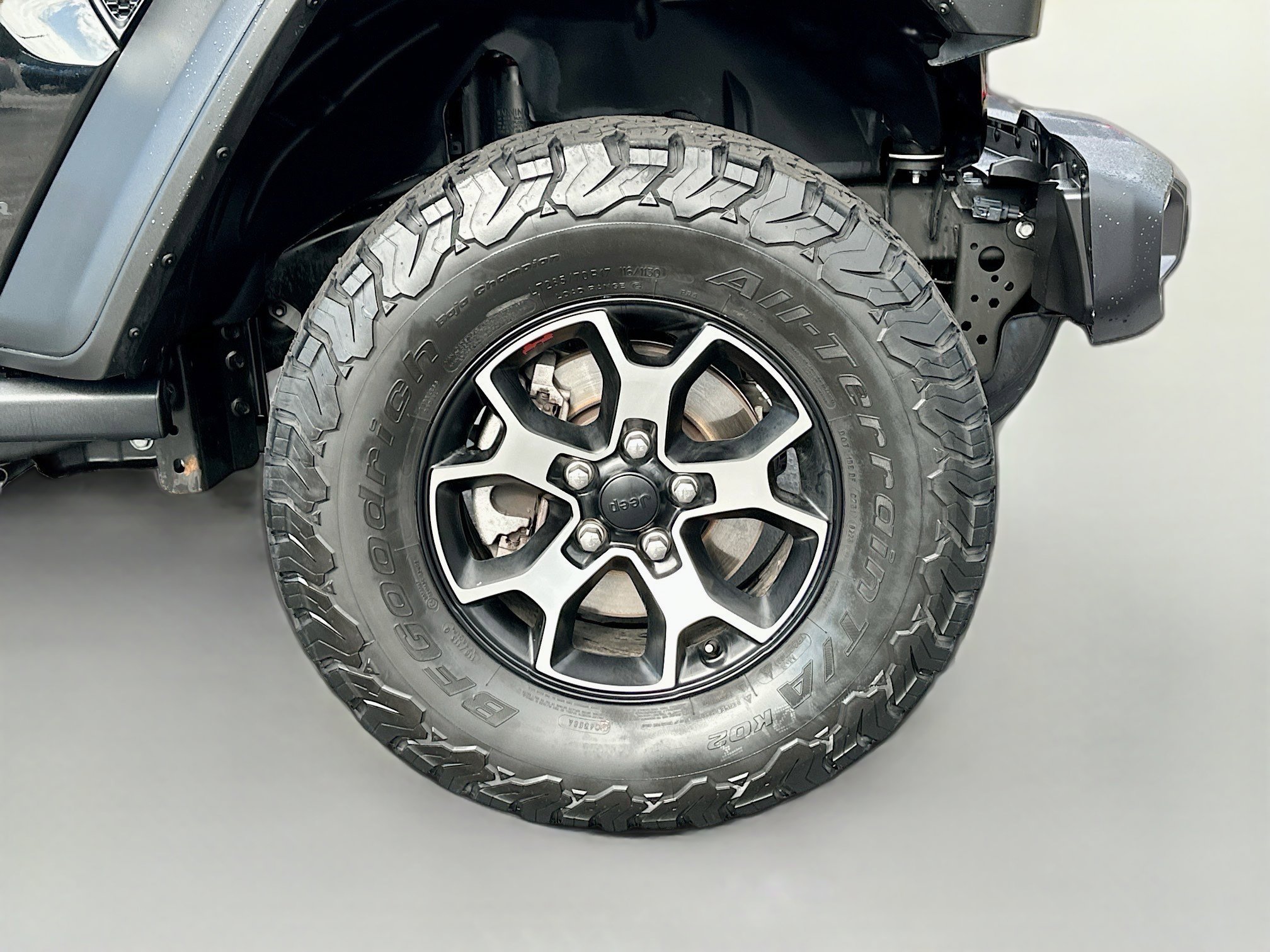 Used 2023 Jeep Wrangler Rubicon AWD/4WD image 30