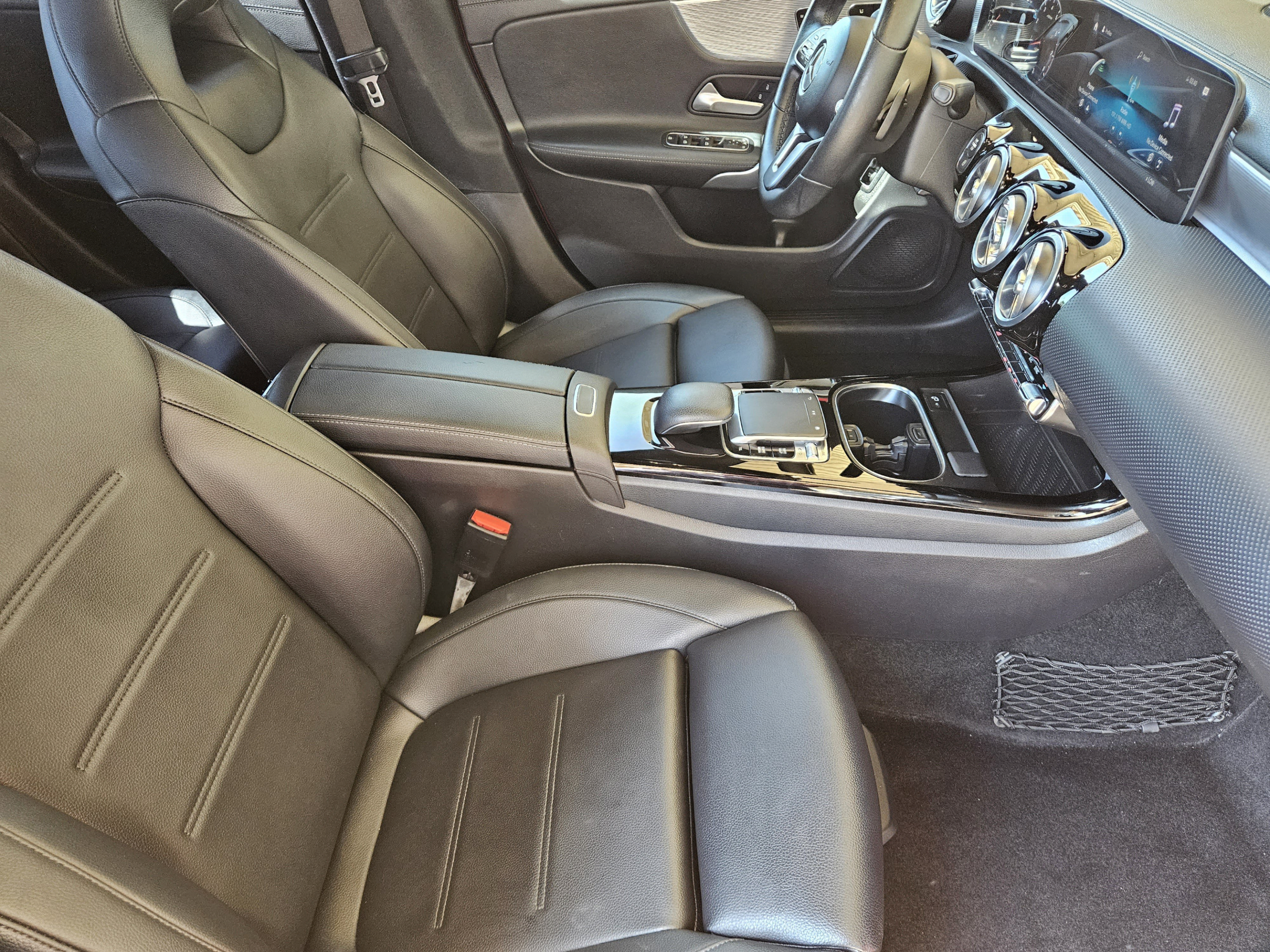 Used 2020 Mercedes-Benz CLA 250 image 10