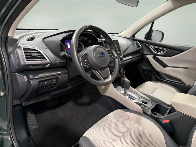 Certified 2023 Subaru Forester Premium AWD/4WD image 10
