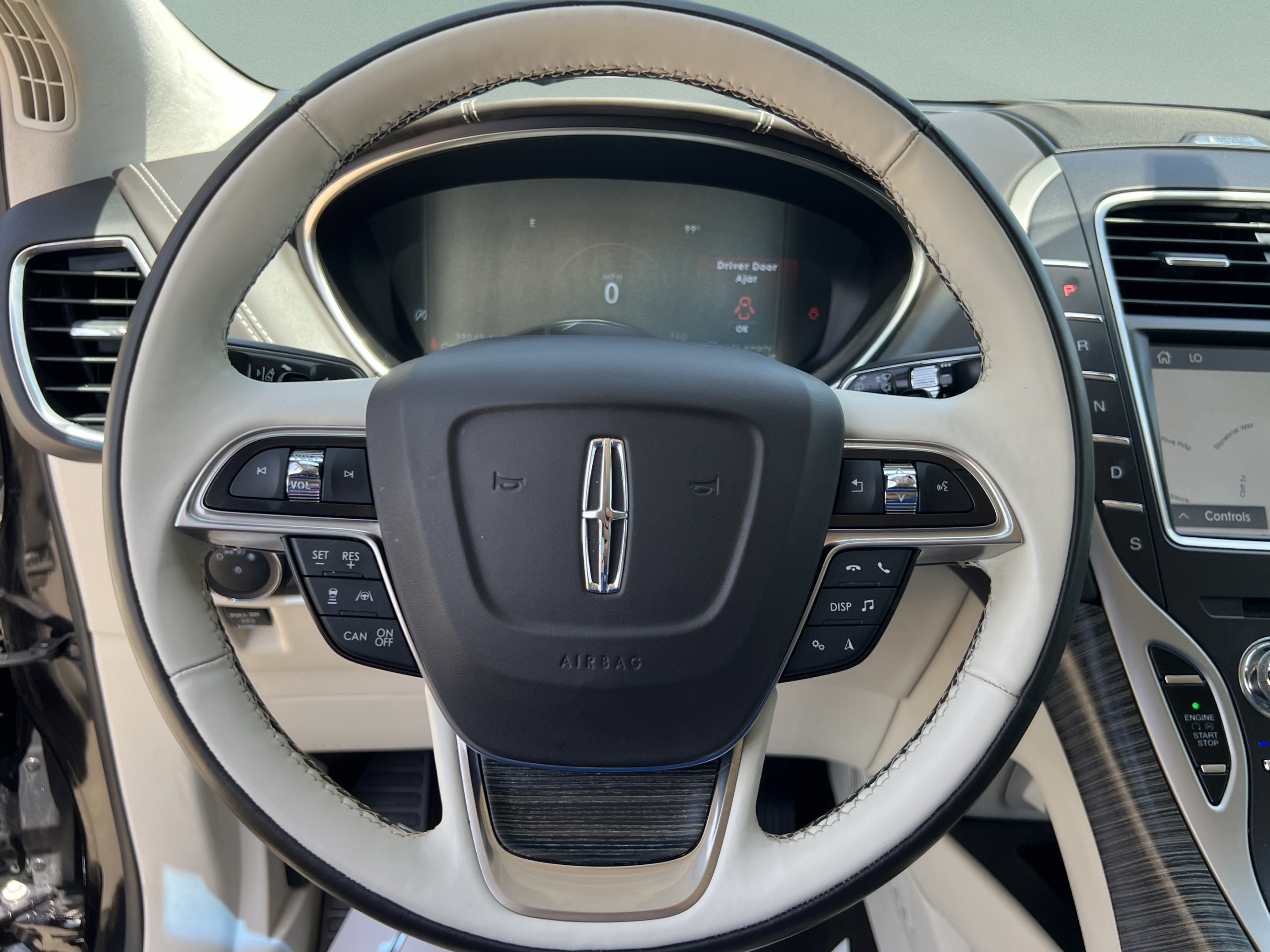 Used 2020 Lincoln Nautilus Black Label w/ Class II Trailer Tow Package AWD/4WD image 10