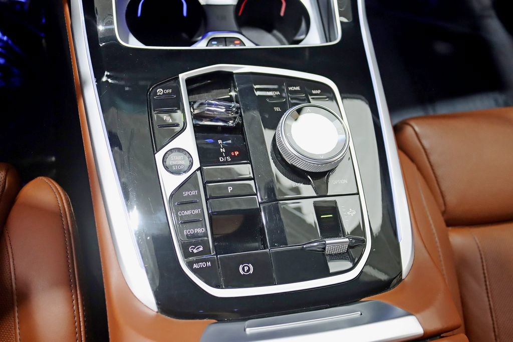 Used 2023 BMW X7 M60i w/ Executive Package AWD/4WD image 28