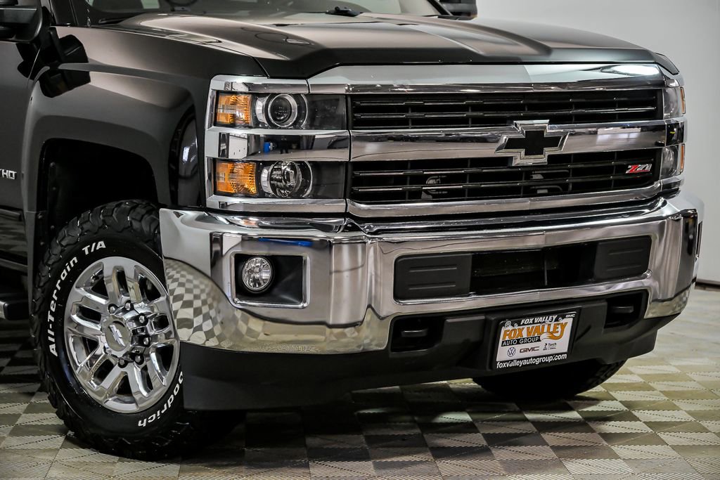 Used 2016 Chevrolet Silverado 2500 LT w/ LT Convenience Package image 2