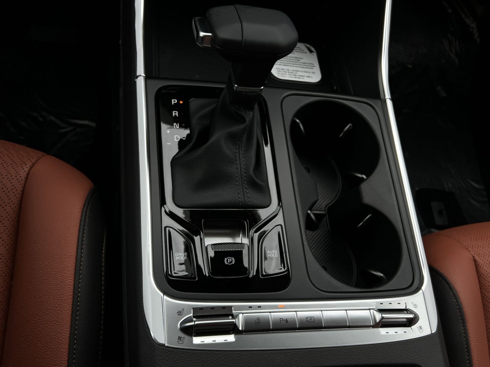 New 2026 Kia Carnival SX Prestige FWD image 27